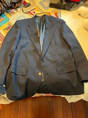 Men's Navy Single-Breasted Sport Coat - Classic Tailored Look